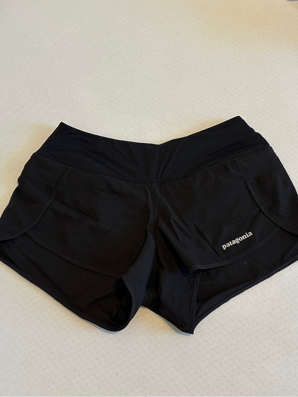 Patagonia Strider Shorts 3.5” inseam color Black size XS